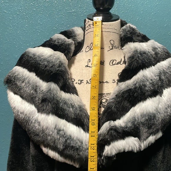 Dennis by Dennis Basso Gold, Super Soft Designer Faux Fur Coat, hood & collar-2x - Picture 10 of 12
